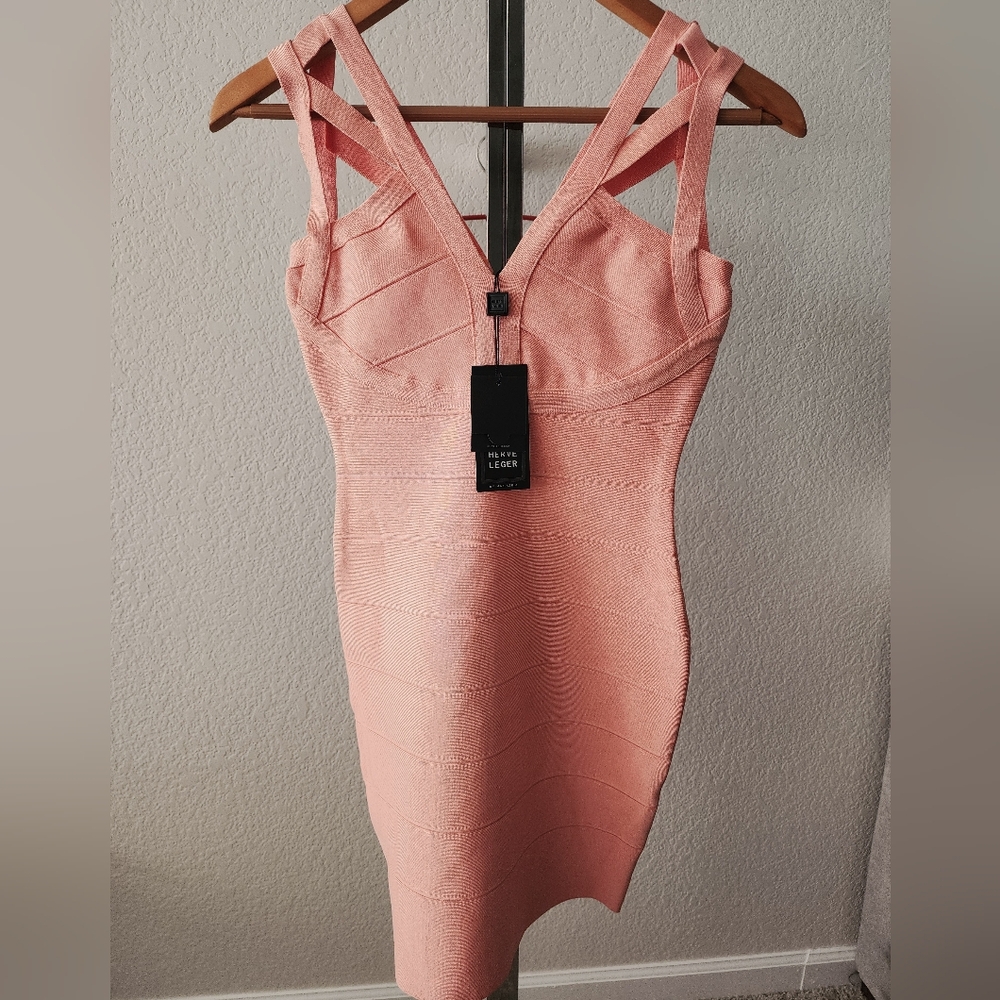 Nwt Herve Leger Knit Dress Rayon M pink Max Azria Cocktail Evening